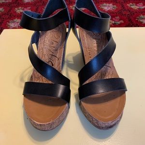 Womens Blowfish platform sandals